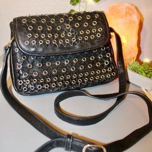 ♡ LEATHER SATCHEL W/ EYELETS ♡